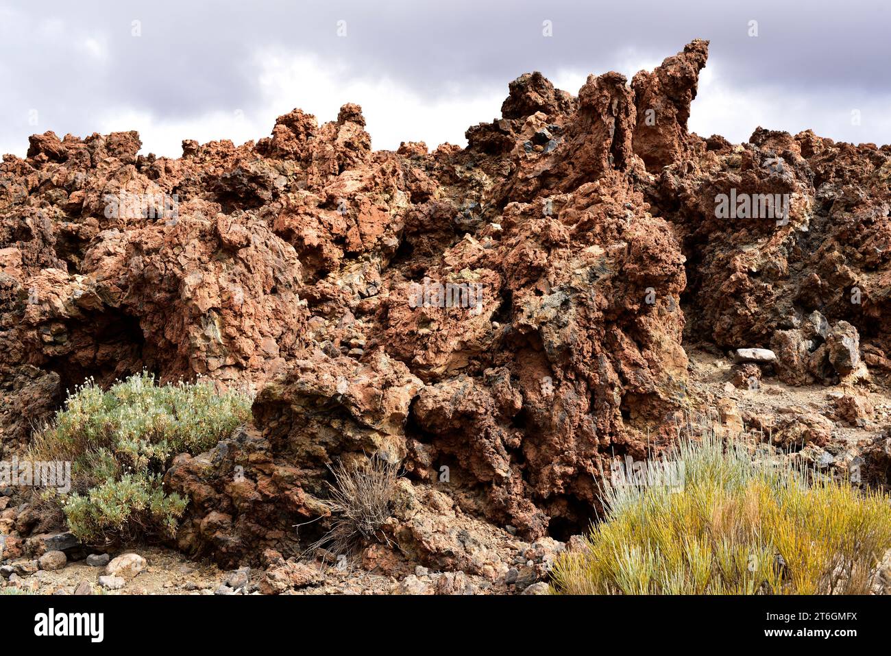 Flusso di lava solidificato tipo aa. Parco nazionale di Cañadas del Teide, Tenerife, Isole Canarie, Spagna. Foto Stock