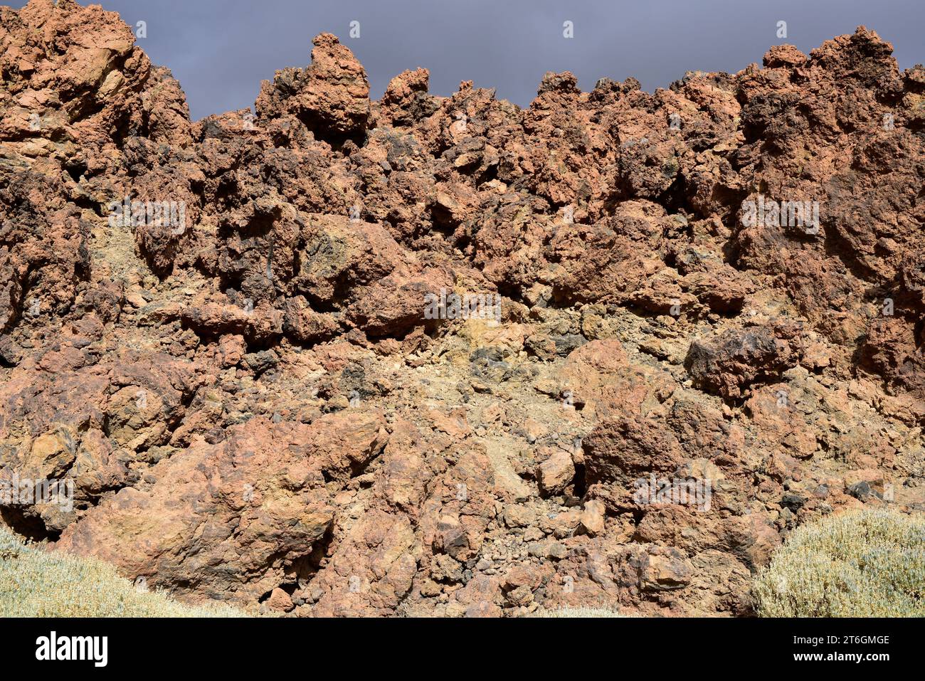 Flusso di lava solidificato di tipo aa. Parco Nazionale Canadas del Teide, Tenerife, Isole Canarie, Spagna. Foto Stock