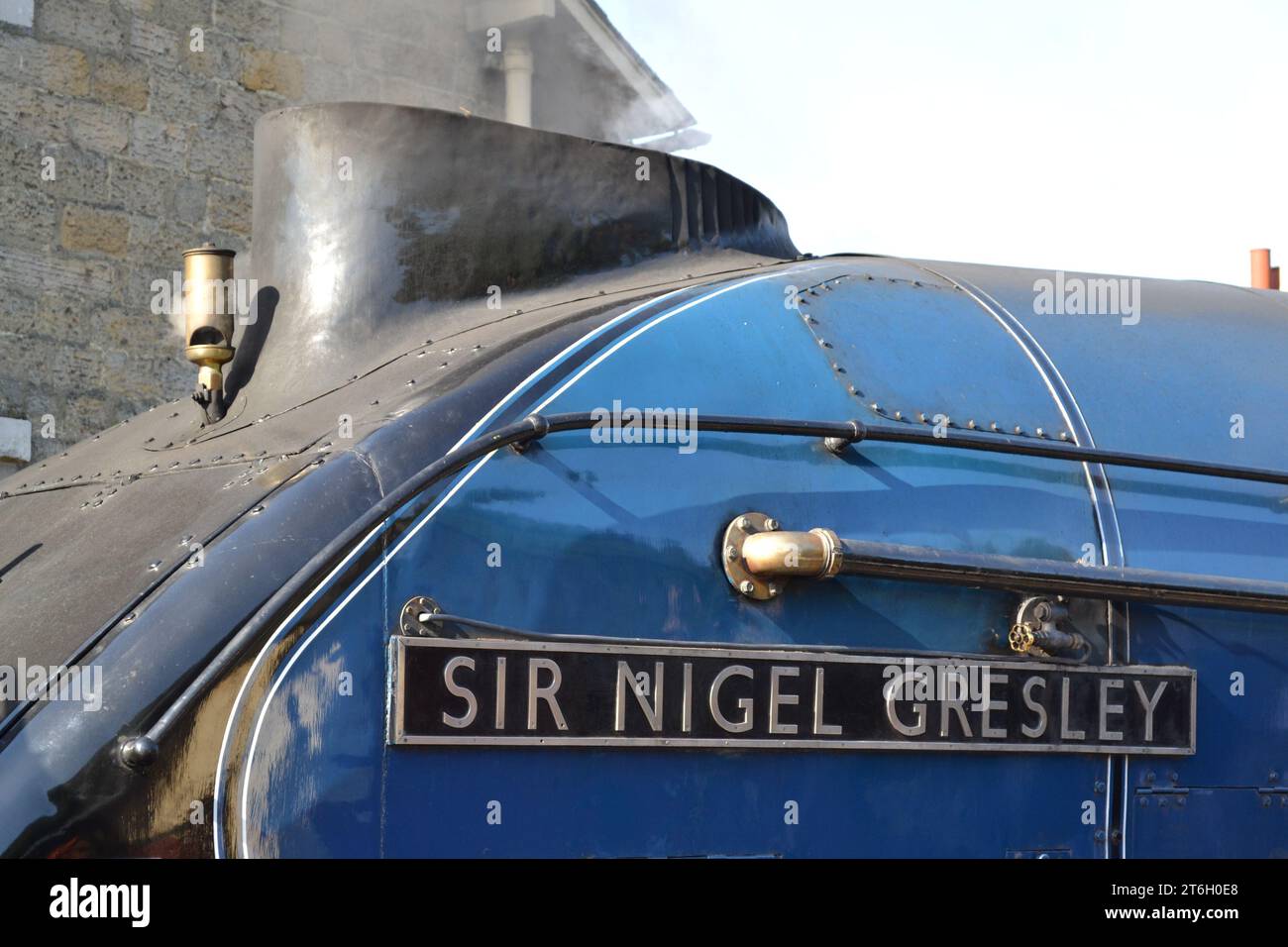 Treno a vapore Sir Nigel Gresley - stazione di Grosmont - 60007 LNER Classe A4 4498 - North Yorkshire Moors Railway - Historic Railway Line - Yorkshire UK Foto Stock