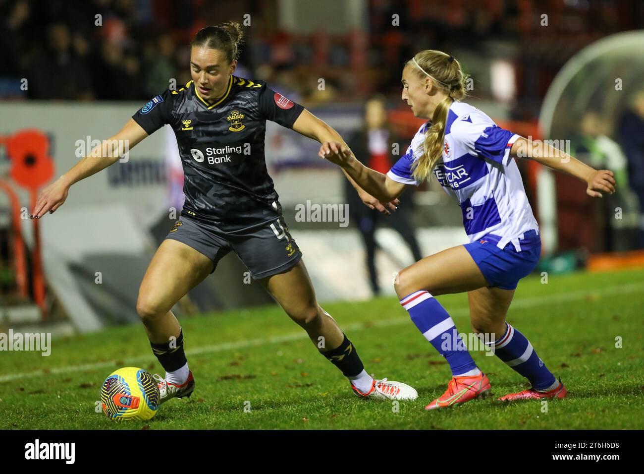 Aldershot, Regno Unito. 8 novembre 2023. Durante la partita di conti Cup tra Reading e Southampton allo stadio EBB, Foto Stock