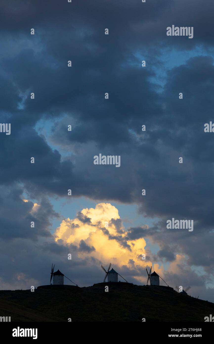Los Molinos Vientos, Consuegra, la Mancha, Spagna Foto Stock