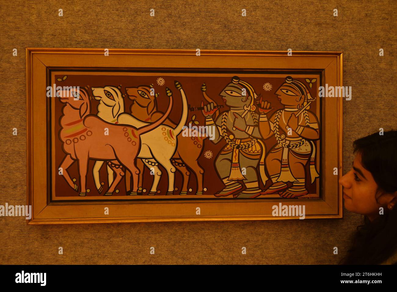 Il punto forte è una magnifica e rarissima mappa mondiale incentrata sulla Mecca islamica, un capolavoro della Persia safavide, che sarà protagonista della vendita di arte islamica e indiana il 14 novembre a Bonhams New Bond Street. La mappa, precedentemente esposta al Museo d'Arte di Harvard, e risalente all'ultimo quarto del XVII secolo, è la più bella e completa mappa del mondo incentrata sulla Mecca di soli tre esempi sopravvissuti (gli altri due sono stati scoperti nel 1989 e nel 1995) ed è il più importante strumento scientifico islamico mai offerto all'asta, con una stima di £ 1.500.000-2.000.000... Foto Stock