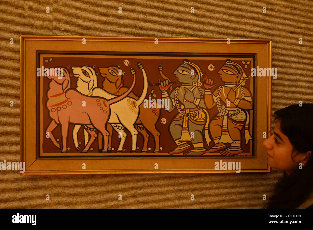 Il punto forte è una magnifica e rarissima mappa mondiale incentrata sulla Mecca islamica, un capolavoro della Persia safavide, che sarà protagonista della vendita di arte islamica e indiana il 14 novembre a Bonhams New Bond Street. La mappa, precedentemente esposta al Museo d'Arte di Harvard, e risalente all'ultimo quarto del XVII secolo, è la più bella e completa mappa del mondo incentrata sulla Mecca di soli tre esempi sopravvissuti (gli altri due sono stati scoperti nel 1989 e nel 1995) ed è il più importante strumento scientifico islamico mai offerto all'asta, con una stima di £ 1.500.000-2.000.000... Foto Stock