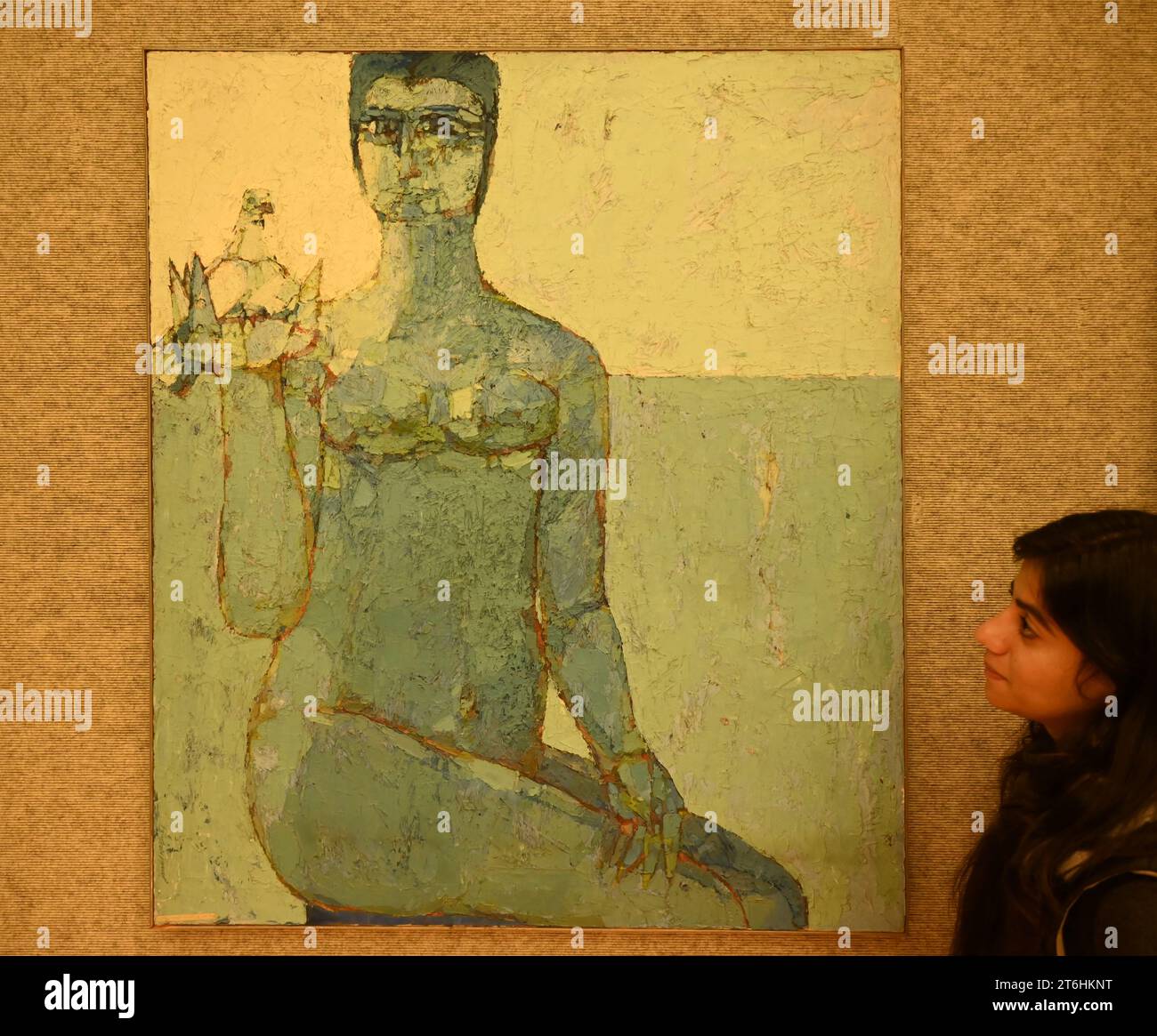 Il punto forte è una magnifica e rarissima mappa mondiale incentrata sulla Mecca islamica, un capolavoro della Persia safavide, che sarà protagonista della vendita di arte islamica e indiana il 14 novembre a Bonhams New Bond Street. La mappa, precedentemente esposta al Museo d'Arte di Harvard, e risalente all'ultimo quarto del XVII secolo, è la più bella e completa mappa del mondo incentrata sulla Mecca di soli tre esempi sopravvissuti (gli altri due sono stati scoperti nel 1989 e nel 1995) ed è il più importante strumento scientifico islamico mai offerto all'asta, con una stima di £ 1.500.000-2.000.000... Foto Stock