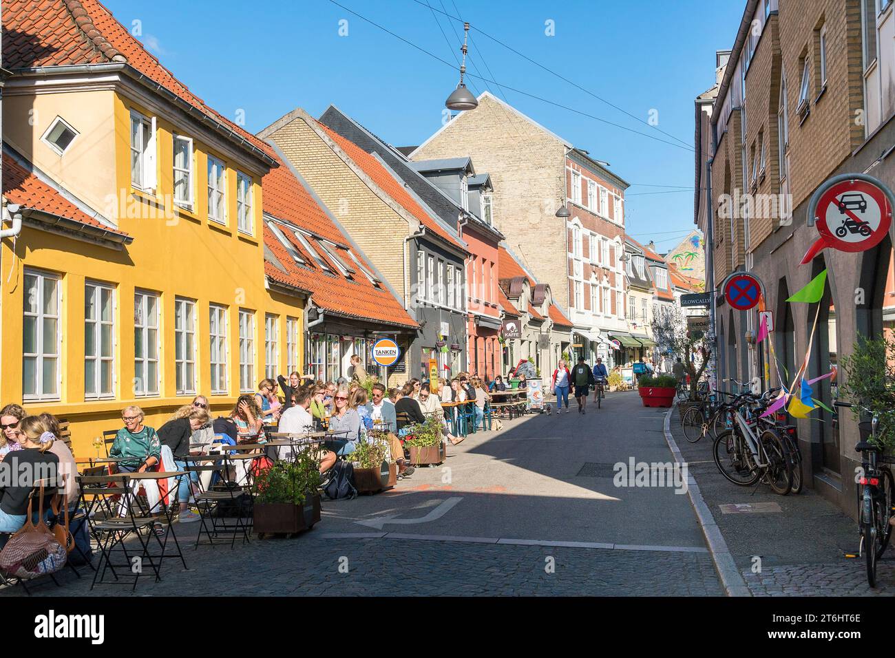 Danimarca, Jutland, Aarhus, Old Town, Latinerkvarteret, quartiere Latino, popolare area alla moda Foto Stock