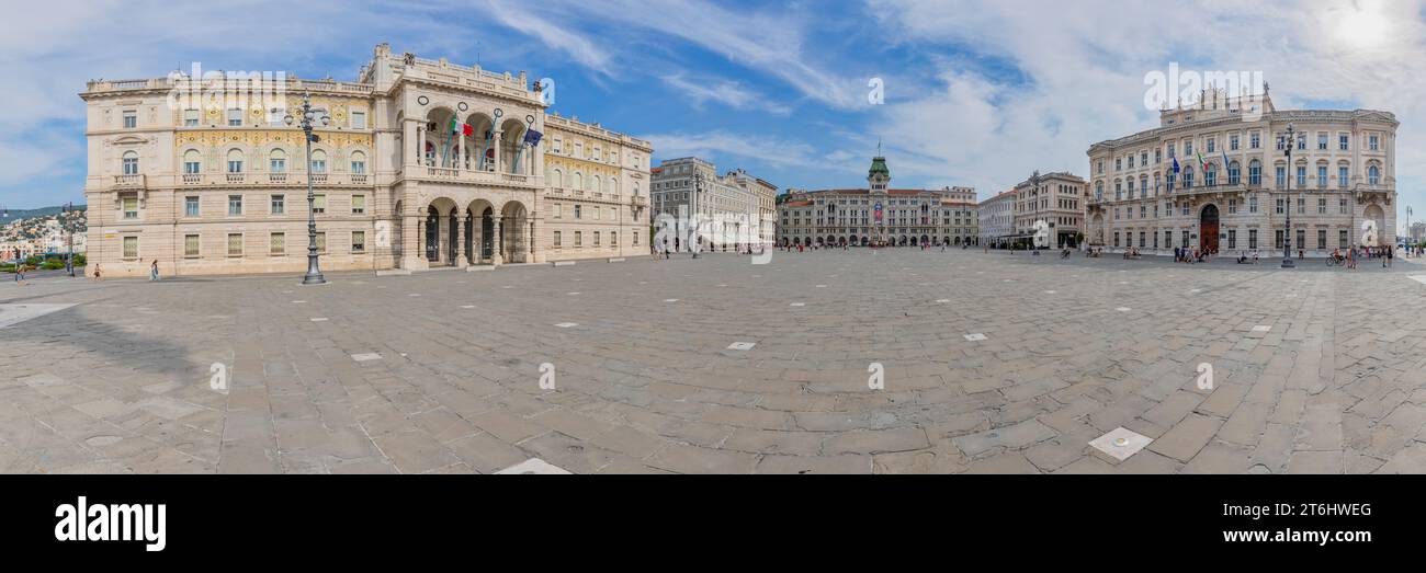 Italia, Friuli Venezia Giulia, Trieste, Piazza Unità d'Italia, la piazza principale di Trieste Foto Stock