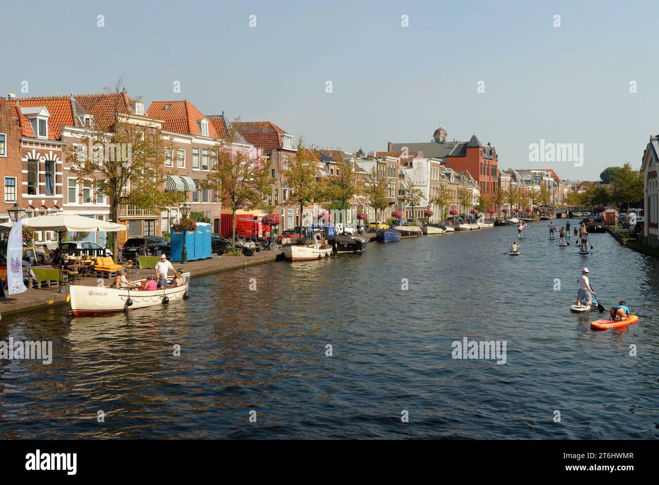 Vista sul Rijn fino alla città vecchia di Leida, Leida, Olanda meridionale, Zuid-Holland, Benelux, Stati del Benelux, Paesi Bassi, Nederland Foto Stock