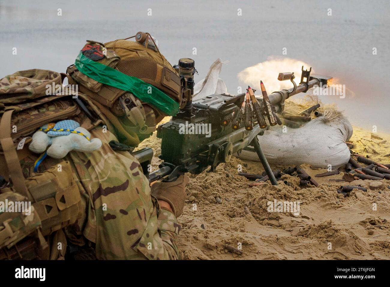 I soldati della Brigata Azov esercitano con una mitragliatrice russa 12,7 Kord catturata, nell'Oblast' di Donec'k il 9 novembre 2023. (Foto di John Rudoff/Sipa USA) credito: SIPA USA/Alamy Live News Foto Stock