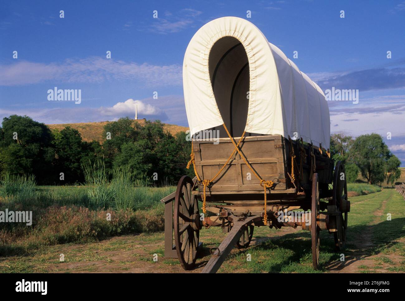 Il carro coperto a due assi su Oregon Trail, Whitman mission Sito Storico Nazionale, Washington Foto Stock