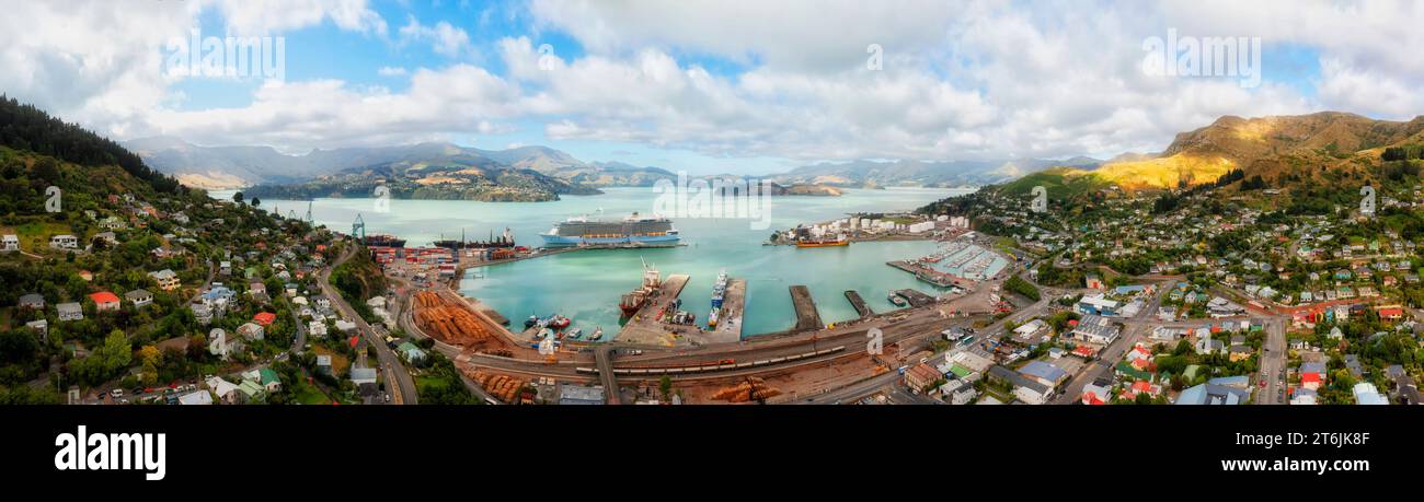 Porto e porto di Lyttelton in nuova Zelanda vicino a Christchurch, sulla costa del Pacifico. Foto Stock