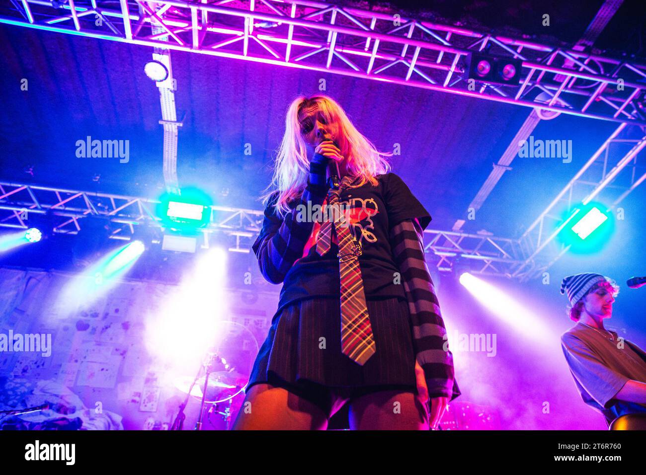 11 novembre 2023: Arabella Latham, nota professionalmente come Baby Queen, si esibisce al Leeds Stylus nel suo tour del Regno Unito del 2023 a sostegno del suo album di debutto â€˜Quarter Life crisisÂ (Credit Image: © Myles Wright/ZUMA Press Wire) SOLO PER USO EDITORIALE! Non per USO commerciale! Foto Stock