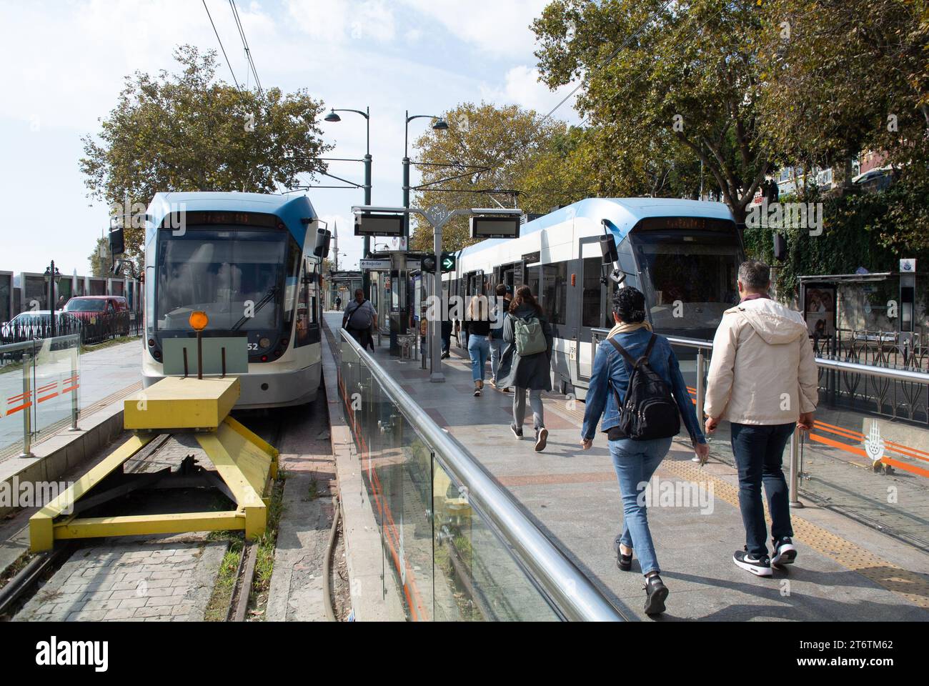 Istanbul, Turchia, tram linea T1 in strada. Solo Editorilal. Foto Stock