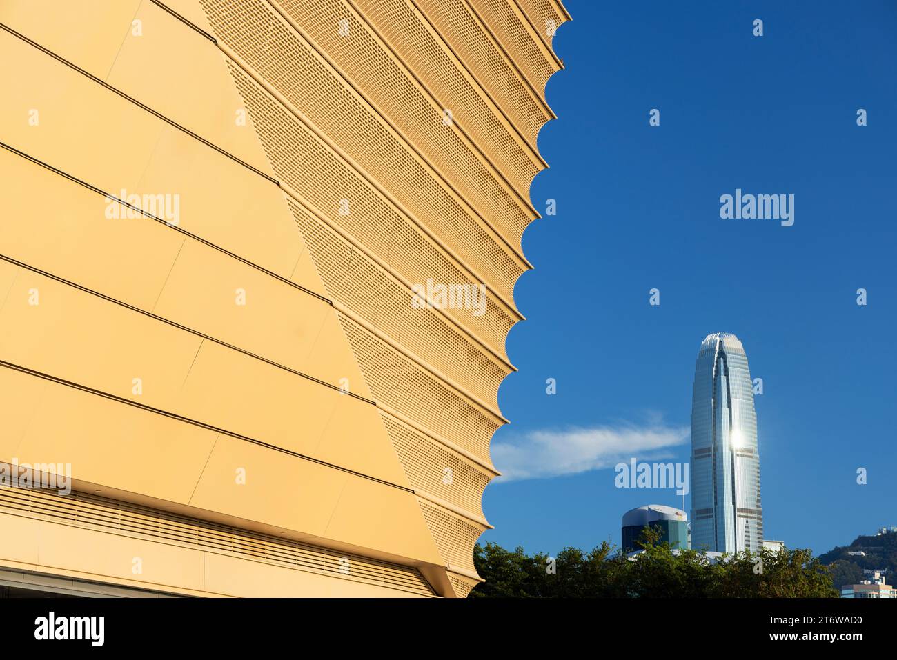 International Finance Centre (IFC) e Palace Museum, West Kowloon Cultural District, Kowloon, Hong Kong Foto Stock