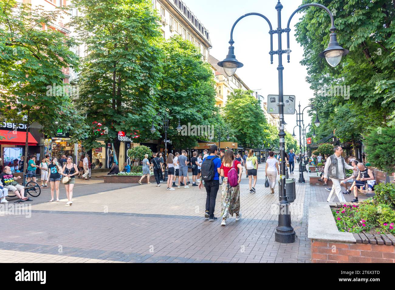 Vitosha Boulevard (via dello shopping), Sofia, Bulgaria, Centro città, Sofia, Repubblica di Bulgaria Foto Stock