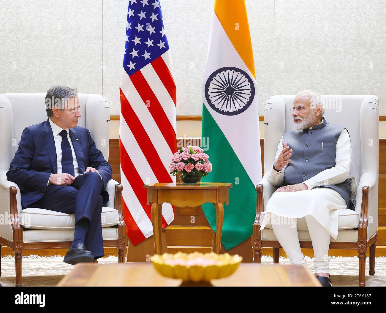 Nuova Delhi, India. 10 novembre 2023. Il Segretario di Stato degli Stati Uniti Tony Blinken, sinistra, e il primo Ministro indiano Narendra modi durante un incontro bilaterale, il 10 novembre 2023, a nuova Delhi, in India. Credito: PIB Photo/Press Information Bureau/Alamy Live News Foto Stock
