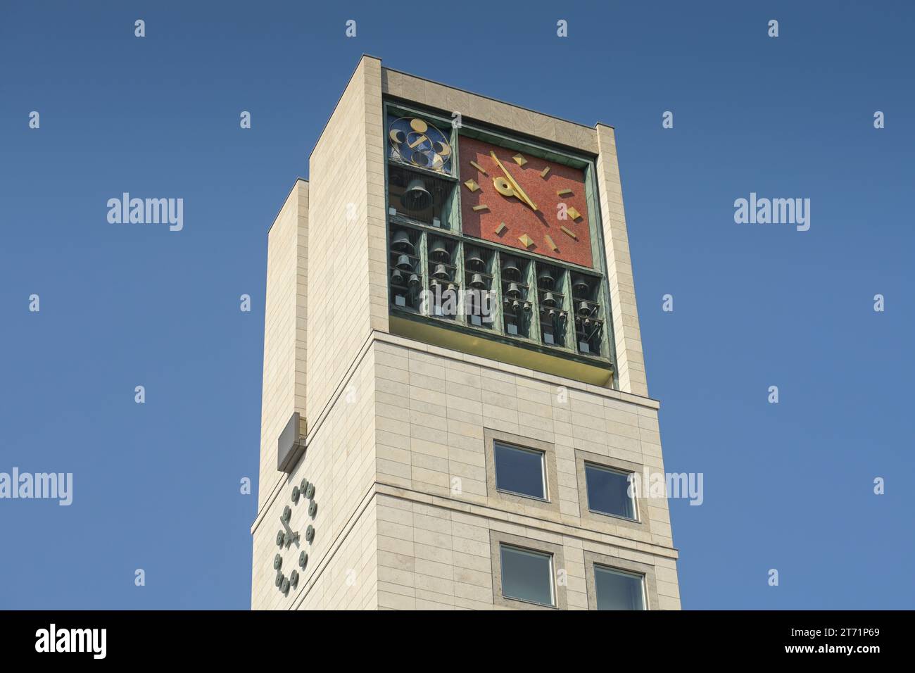 Uhrwerk und Glockenspiel, Rathausturm, Rathaus, Marktplatz, Stoccarda, Baden-Württemberg, Deutschland Foto Stock