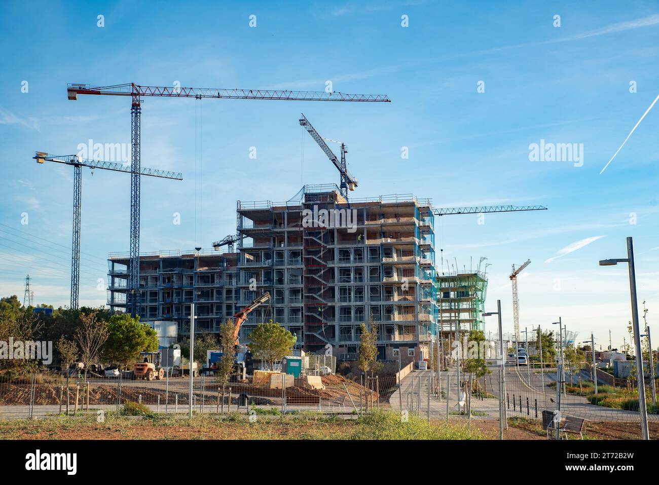 Edifici in costruzione in un nuovo quartiere di Barcellona. Foto Stock