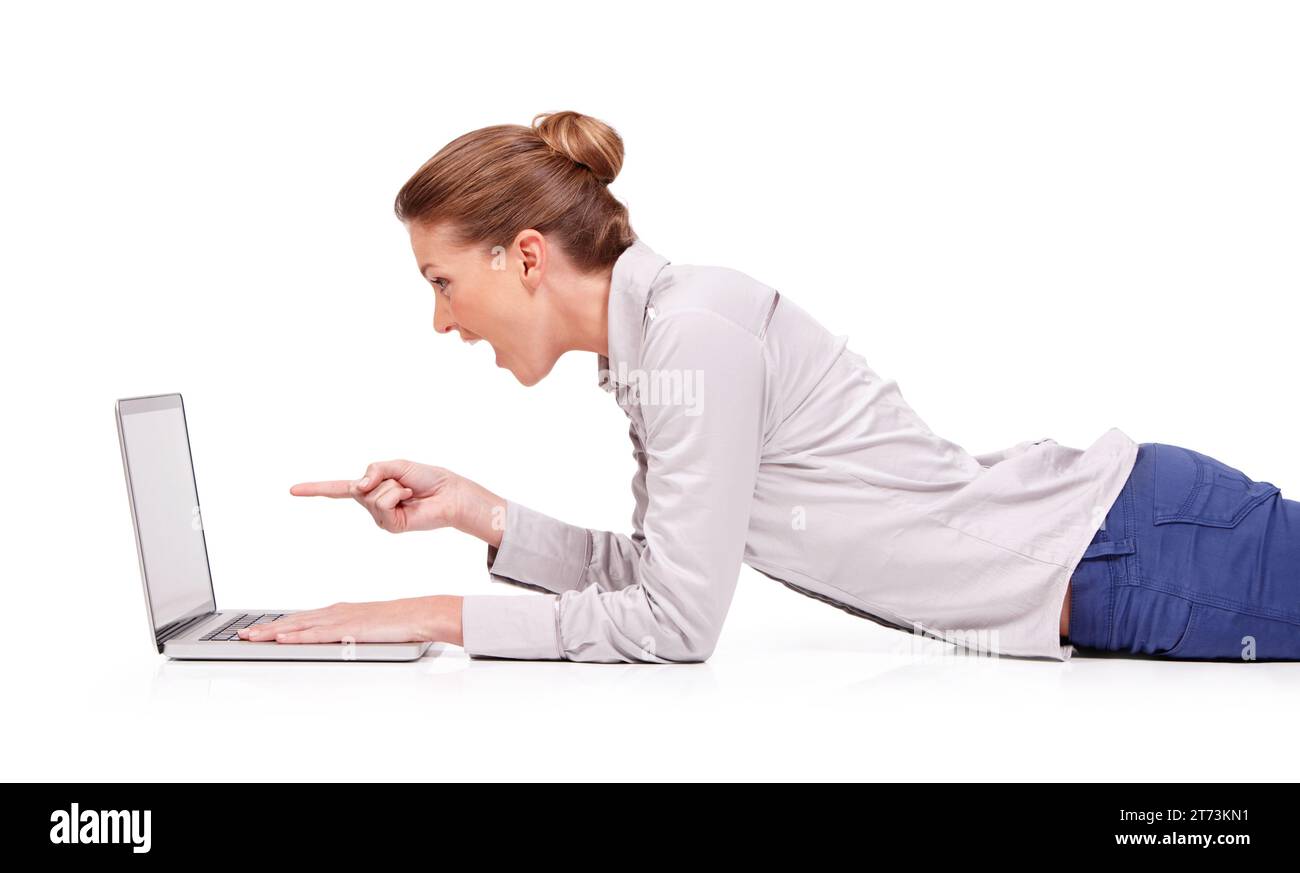 Notebook Studio, donna entusiasta e felice, segnala notizie, promozioni via e-mail o informazioni sui social media, dati pubblicitari o pubblicità. Wow, gesto del pavimento e della persona a Foto Stock