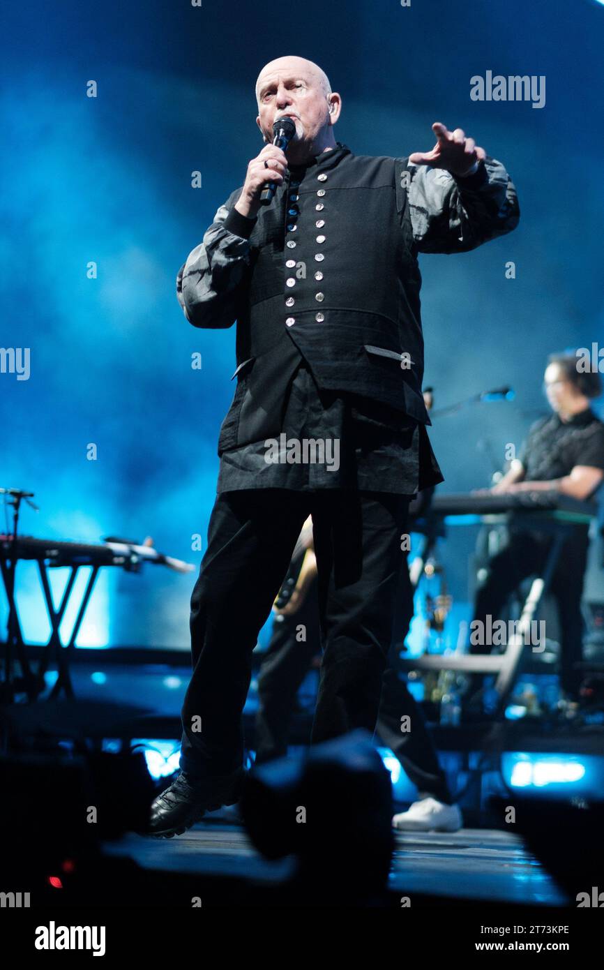 Peter Gabriel ha fotografato sul palco durante il Peter Gabriel - i/o The Tour alla O2 Arena di Londra , Regno Unito il 19 giugno 2023 . Foto di Julie Edwards. Foto Stock