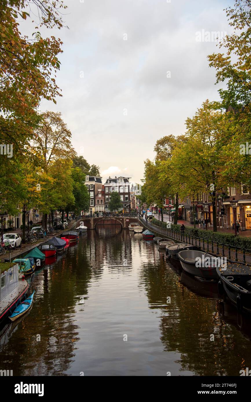 Canali autunnali ad Amsterdam Foto Stock