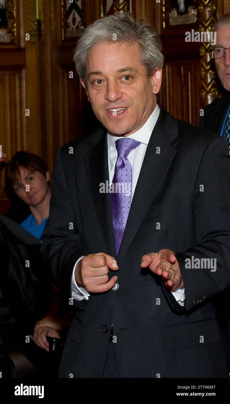 IMMAGINI DEI FILE. Westminster, Londra, Regno Unito. 13 novembre 2023. John Bercow è un ex politico britannico che è stato Speaker della camera dei comuni dal 2009 al 2019 e membro del Parlamento per Buckingham dal 1997 al 2019. Westminster, Londra, Regno Unito. 1 novembre 2011. Nella foto John Bercow, presidente della camera dei comuni, ospita un ricevimento parlamentare nel suo appartamento nel Palazzo di Westminster. Credito: Maureen McLean/Alamy Foto Stock