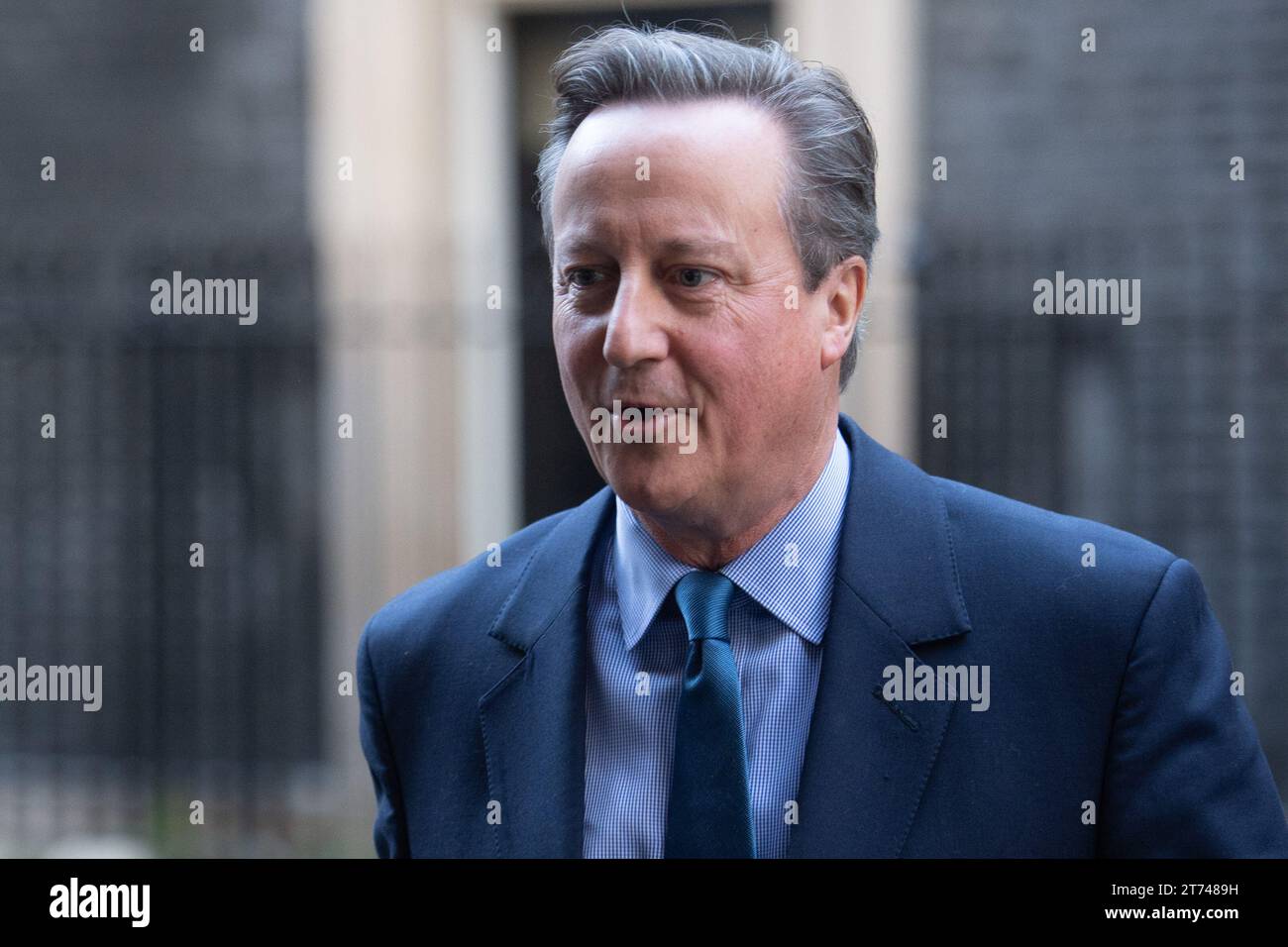 Londra, Regno Unito. 13 novembre 2023. David Cameron è stato visto all'esterno del 10 Downing Street a Londra, in Gran Bretagna, il 13 novembre 2023. L'ex primo ministro britannico David Cameron è stato nominato nuovo segretario degli Esteri della Gran Bretagna lunedì in occasione del rimpasto del governo del primo ministro Rishi Sunak. Crediti: Xinhua/Alamy Live News Foto Stock