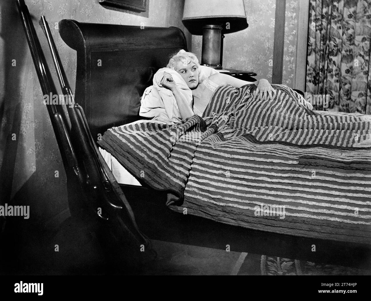 Dorothy Provine, sul set del film "The Bonnie Parker Story", American International Pictures, 1958 Foto Stock