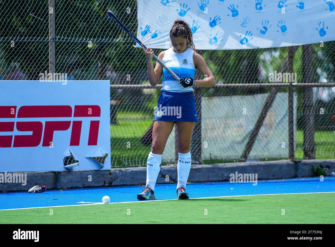 Jugadora de Club de Gimnasia y Esgrima durante el partido cuartos de final de los play off de Hockey Femenino entre Club Atletico River Plate y Clu Foto Stock