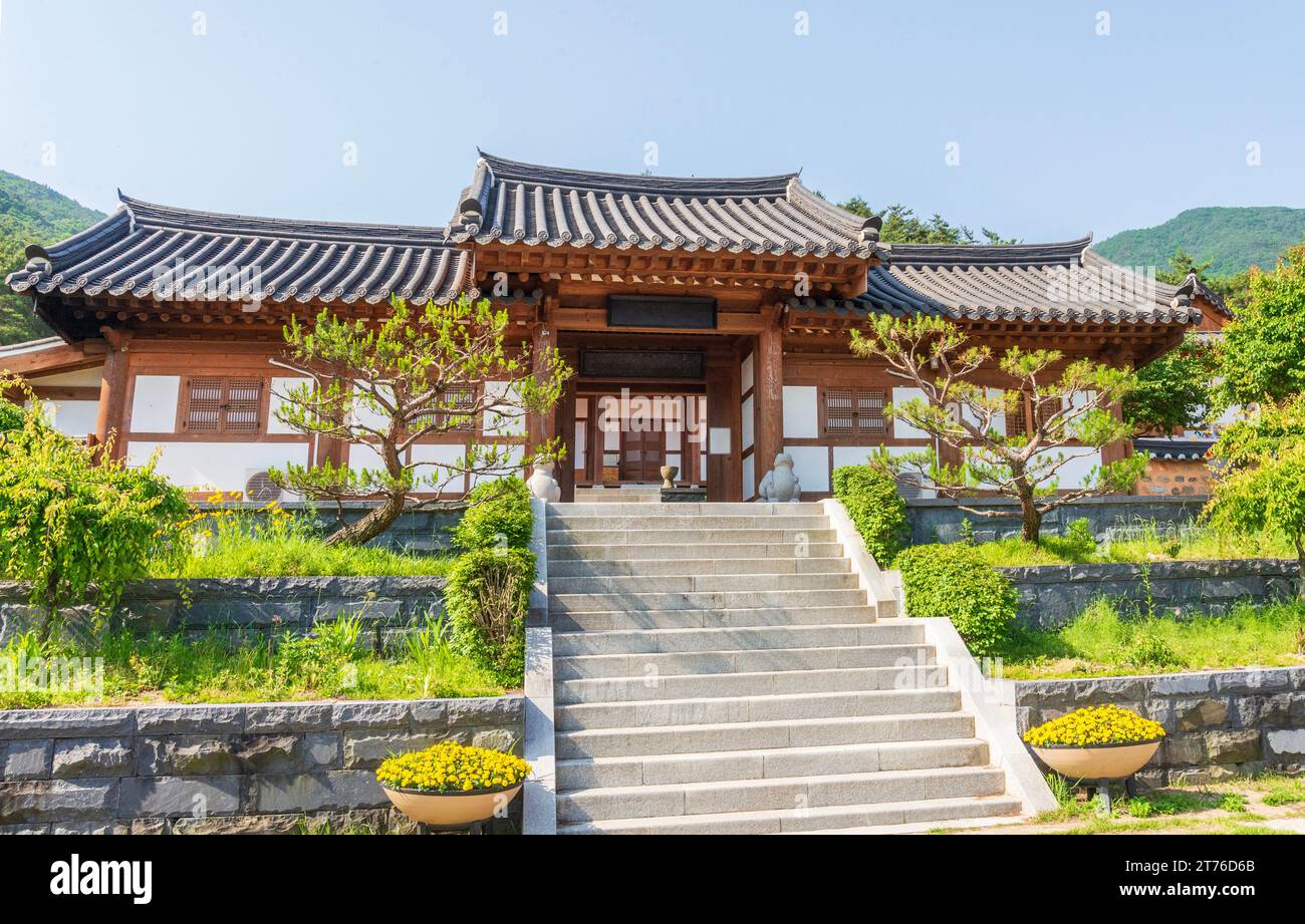 Casa di architettura tradizionale coreana ad Hanok, Donguibonga Foto Stock