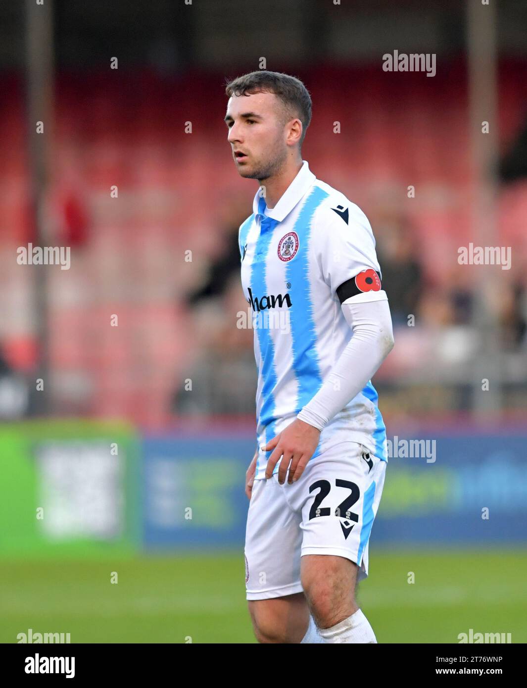 Dan Martin di Accrington Stanley durante la partita Sky Bet EFL League Two tra Crawley Town e Accrington Stanley al Broadfield Stadium , Crawley , Regno Unito - 11 novembre 2023. Foto Simon Dack / immagini teleobiettivo solo per uso editoriale. Niente merchandising. Per le immagini di calcio si applicano le restrizioni fa e Premier League, incluso l'utilizzo di Internet/dispositivi mobili senza licenza FAPL. Per ulteriori informazioni, contattare Football Dataco Foto Stock