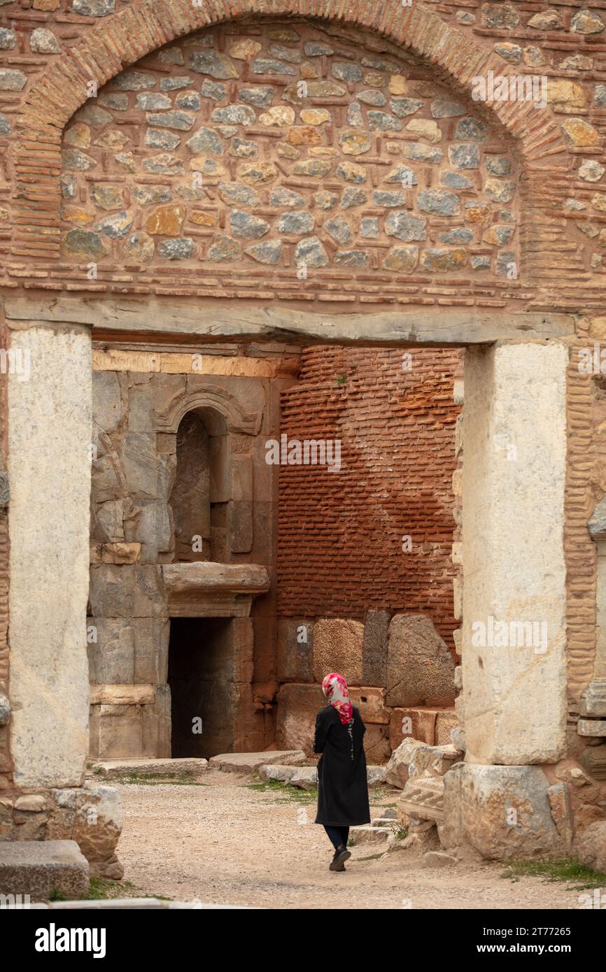 Porta Lefke (Lefke Kapi) dell'antico castello di Iznik. Mura storiche in pietra e porte di Iznik, Bursa. Foto Stock