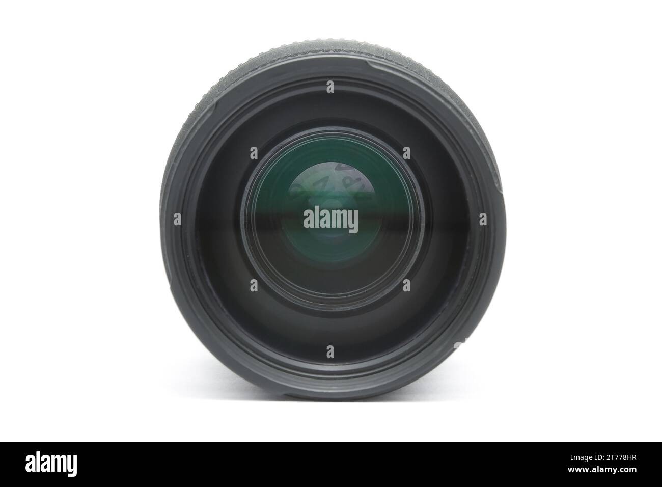 La lente della fotocamera su sfondo bianco Foto Stock