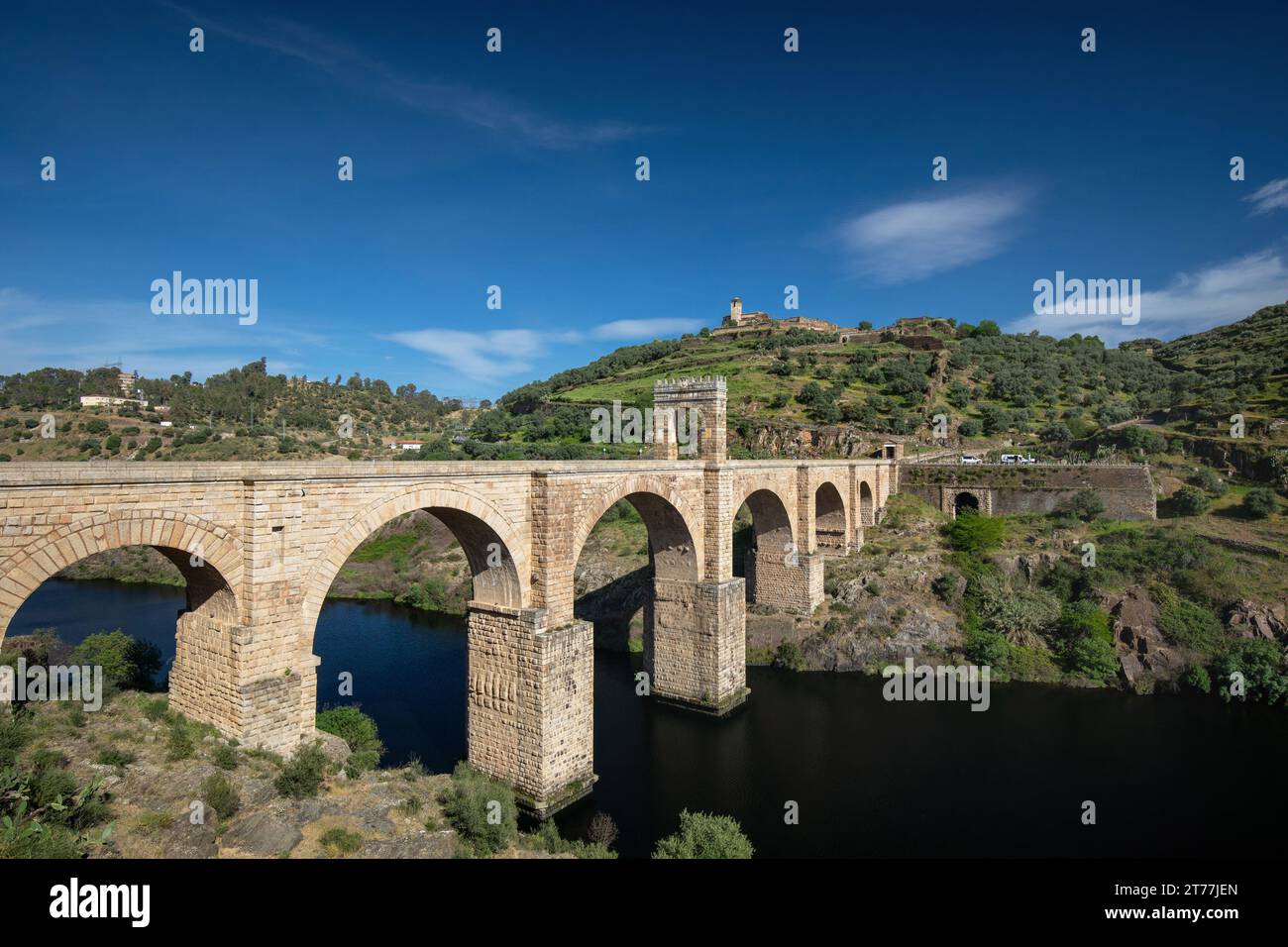 Ponte dell'Alcantara sul fiume Tajo, Spagna, Estremadura, Caceres Foto Stock
