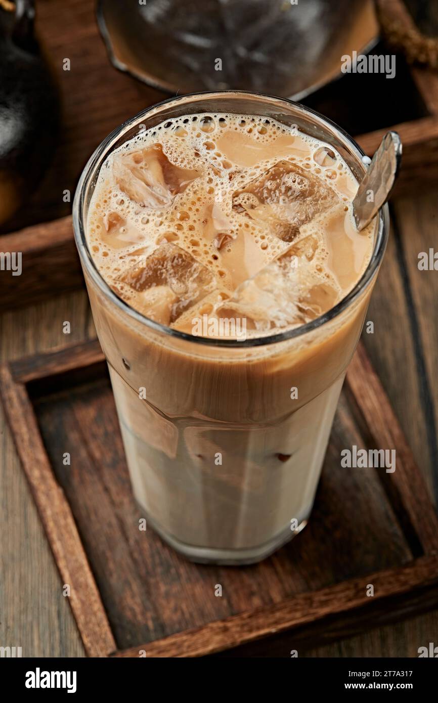ALINK Set 4 Bicchieri A Doppia Parete 350ml Con Cucchiai - Per Caffè, Tè, Latte, Gelato E Cocktail - 3