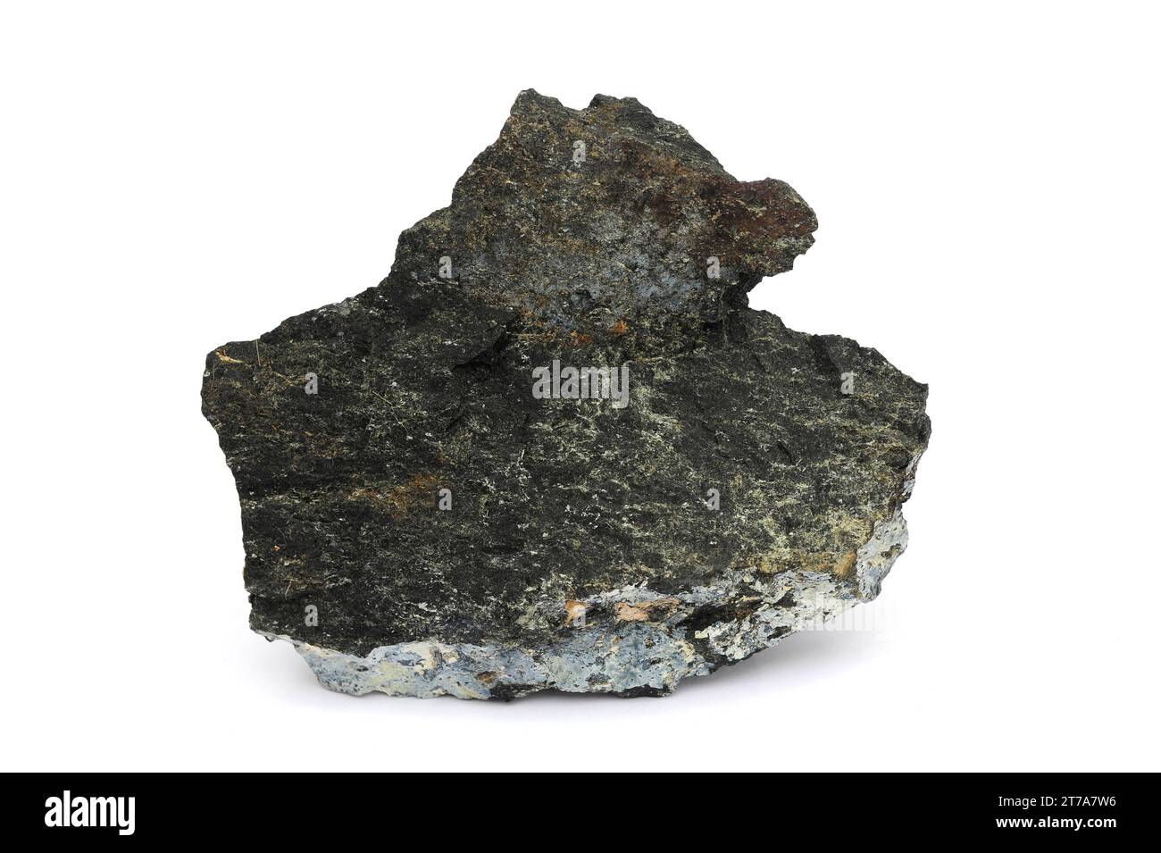 Dunite o olivinite è una roccia ultramafica intrusiva (gruppo peridotite). Questo campione proviene da Cabo Ortegal, A Coruña, Galizia, Spagna. Foto Stock