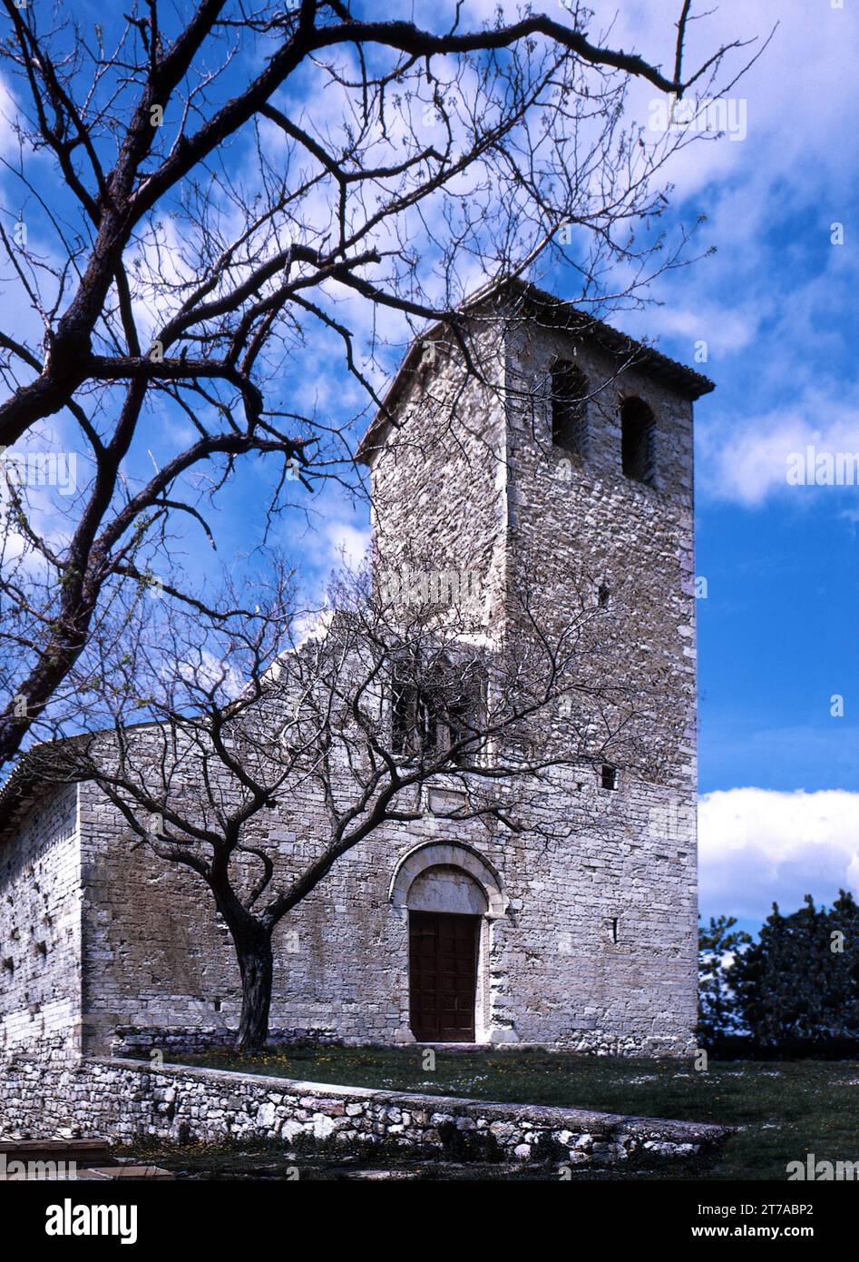 Abbazia di san giuliano immagini e fotografie stock ad alta risoluzione