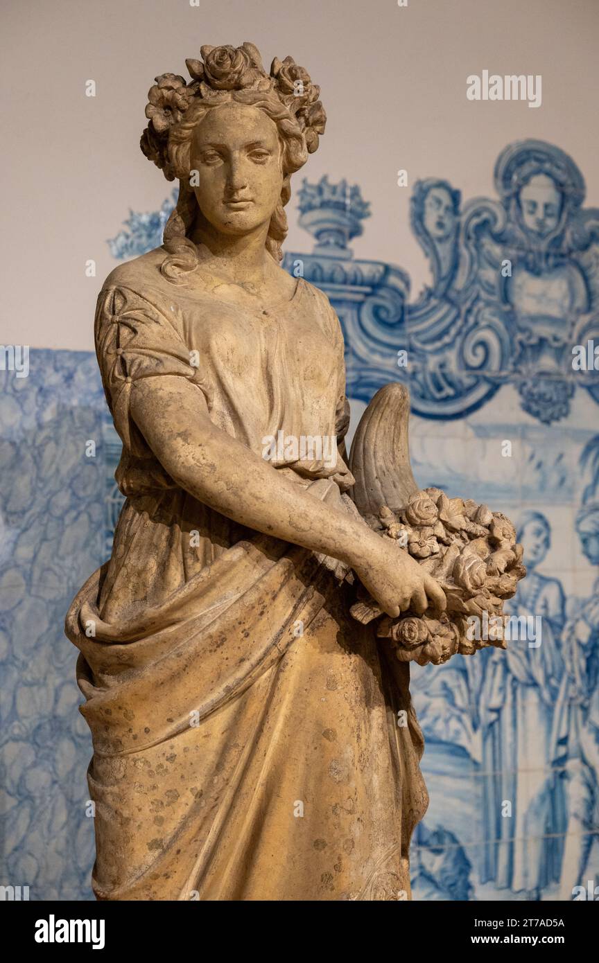 "Flora" - la dea romana dei fiori. Terracotta. Irlanda, circa 1810. Foto Stock