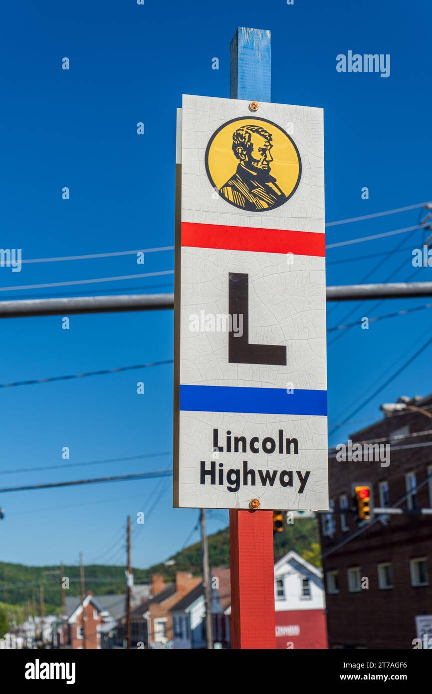 Bedford, Pennsylvania - 27 settembre 2023: La Lincoln Highway è stata la prima autostrada transcontinentale degli Stati Uniti. Foto Stock