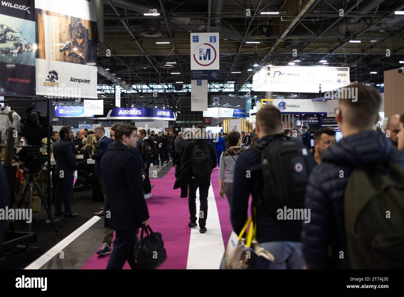 Villepinte, Francia. 14 novembre 2023. Vista generale della fiera internazionale della sicurezza nazionale Milipol, presso il Parc des Expositions di Villepinte, Parigi Surbubs, il 14 novembre 2023. Foto di Raphael Lafargue/ABACAPRESS.COM Credit: Abaca Press/Alamy Live News Foto Stock
