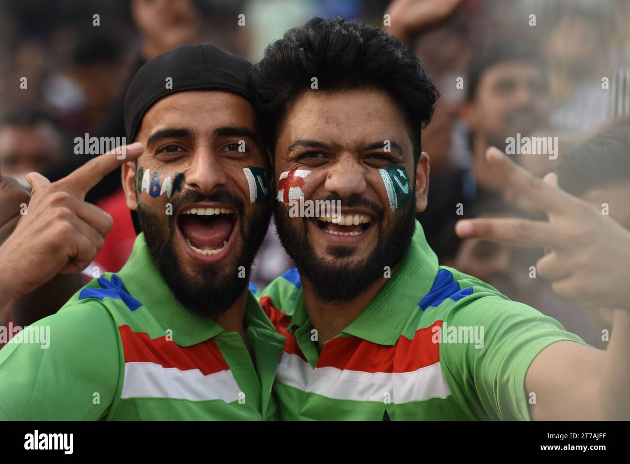 Kolkata, India. 11 novembre 2023. 11 novembre, Calcutta, India: I tifosi sono visti durante la partita di Coppa del mondo di cricket maschile 2023 tra Inghilterra e Pakistan all'Eden Gardens Stadium. L'11 novembre 2023 a Calcutta, in India. (Foto di Dipa Chakraborty/ Eyepix Group/Sipa USA) credito: SIPA USA/Alamy Live News Foto Stock