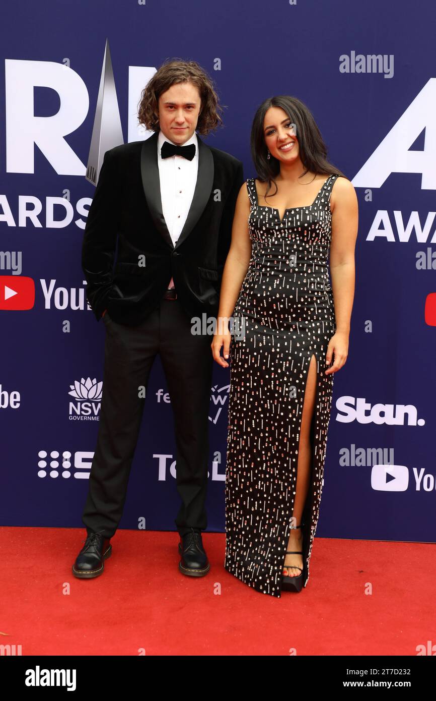 Sydney, Australia. 15 novembre 2023. Bryce Mills e Concetta Caristo partecipano ai premi aria (Australian record Industry Association) 2023 presso l'Hordern Pavilion. Crediti: Richard Milnes/Alamy Live News Foto Stock