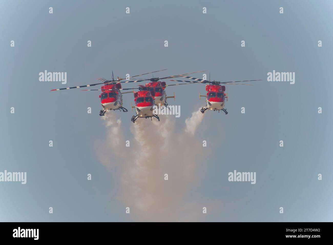 Sarang display Team al Dubai Air Show 2023 a Dubai, Emirati Arabi Uniti Foto Stock