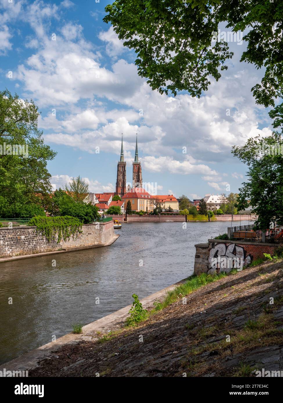Vista verso Ostrow Tumski a Breslavia, in Polonia Foto Stock