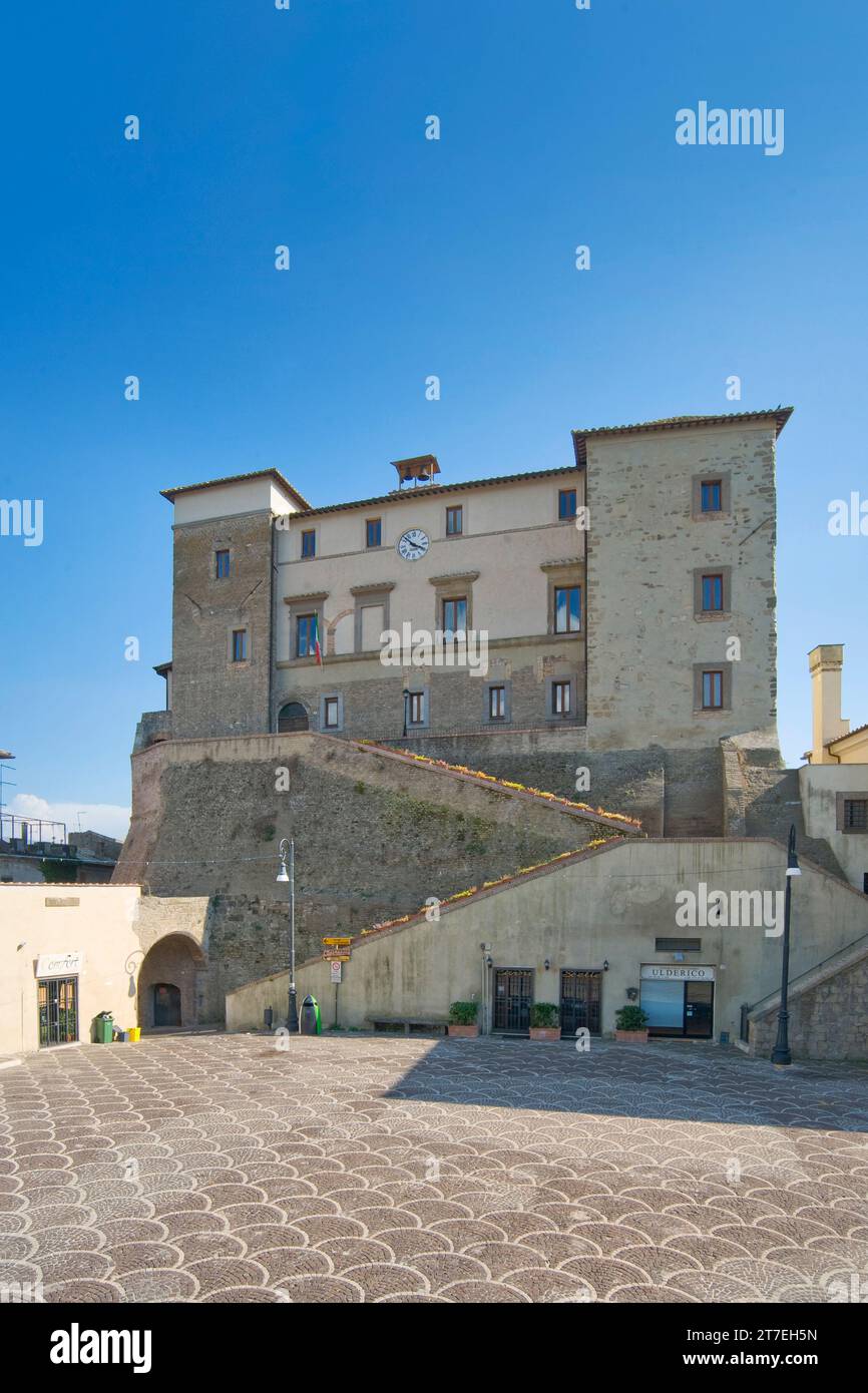 Piazza Vittorio Veneto. Palazzo Ducale. Castelnuovo di Porto. Lazio. Italia Foto Stock