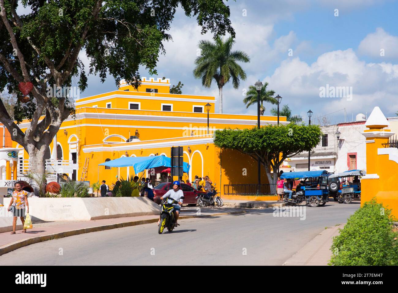 Scena di strada, piccola città di Espita, Yucatan, Messico Foto Stock