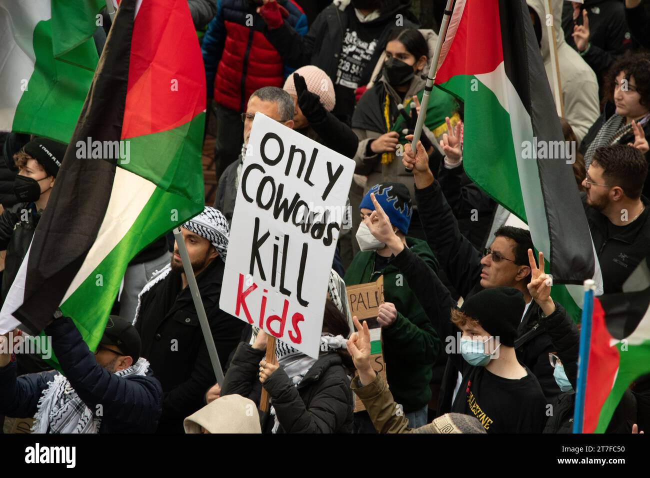 Seattle, Washington - 11 ottobre 2023 - Rally per la Palestina nel centro di Seattle Foto Stock