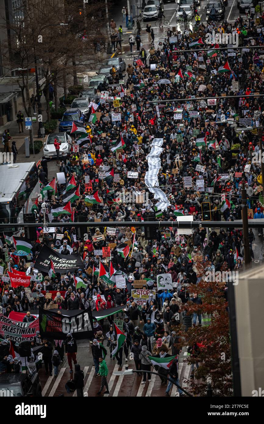 Seattle, Washington - 11 ottobre 2023 - Rally per la Palestina nel centro di Seattle Foto Stock