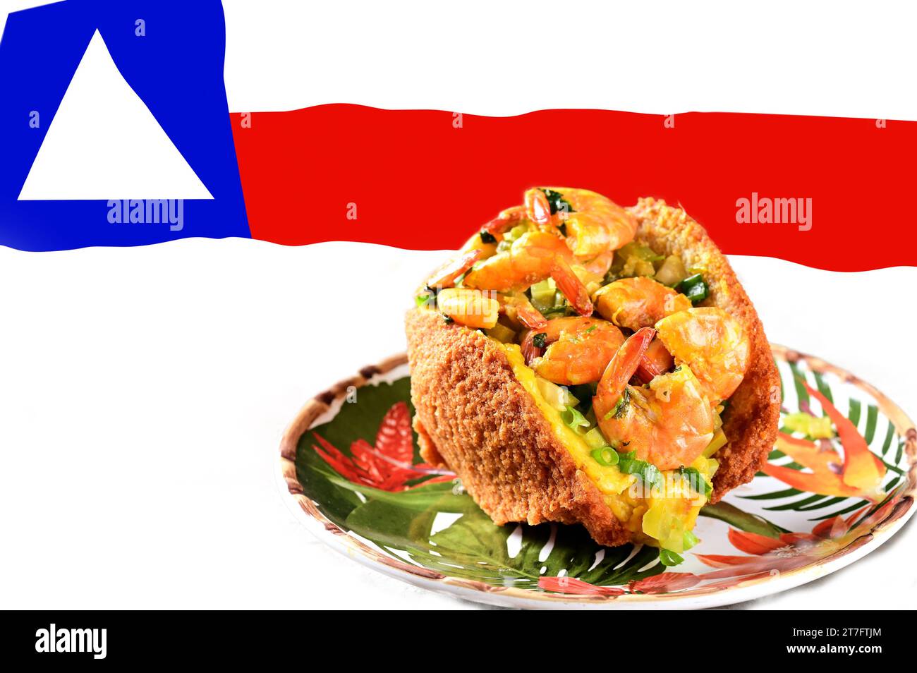 Gnocchi di acaraje fatti con impasto di piselli dagli occhi neri, gamberi, cipolla e sale e fritti con olio di palma tipica cucina brasiliana baiana Foto Stock