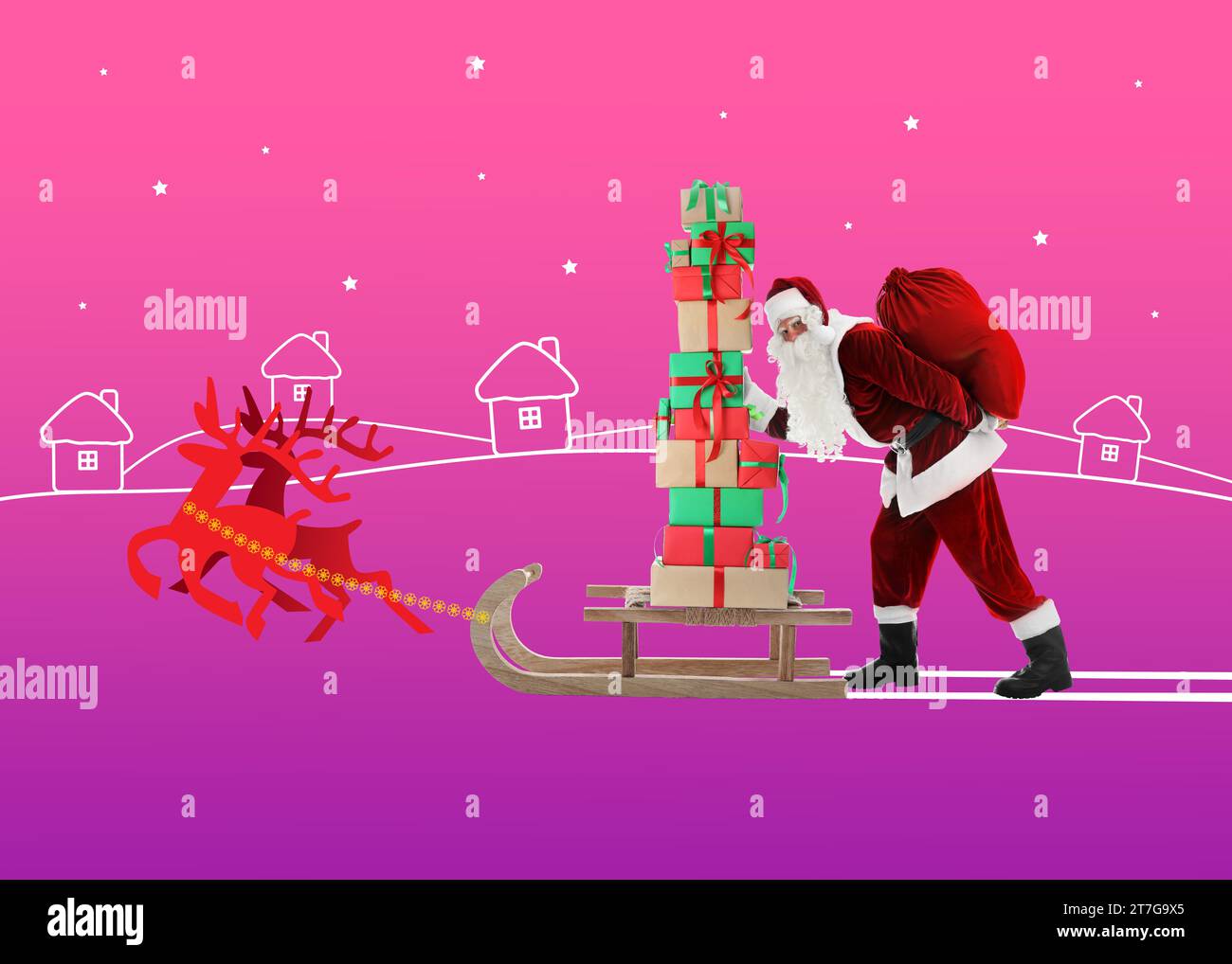 Opere d'arte luminose per le vacanze invernali. Babbo Natale con renne che regala regali su sfondo colorato, collage creativo Foto Stock