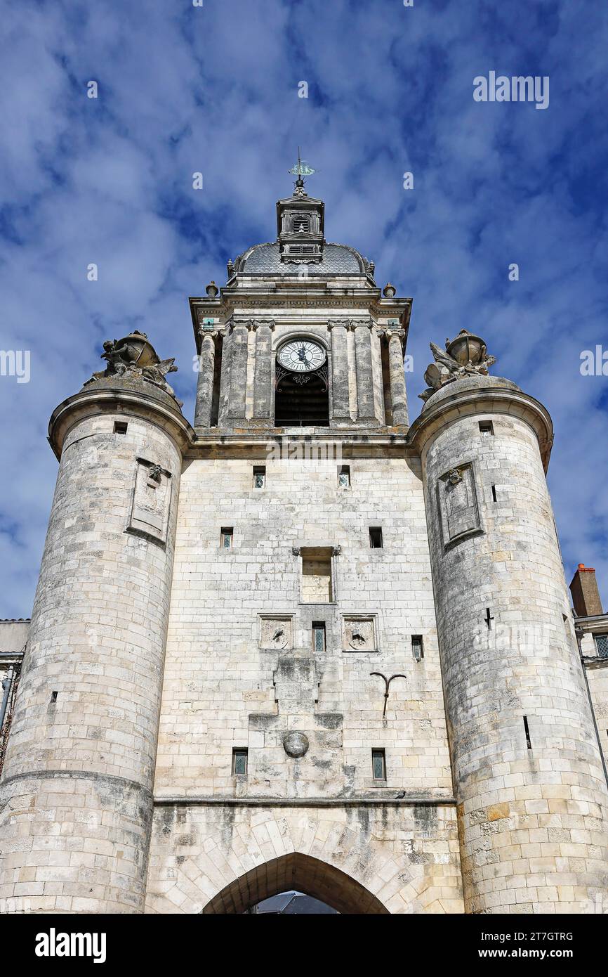 Torre dell'orologio medievale a la Rochelle, porte de la grosse Horloge, dipartimento Charente-Maritime, Francia Foto Stock